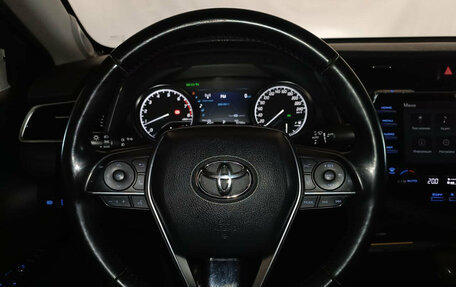 Toyota Camry, 2019 год, 2 875 000 рублей, 15 фотография