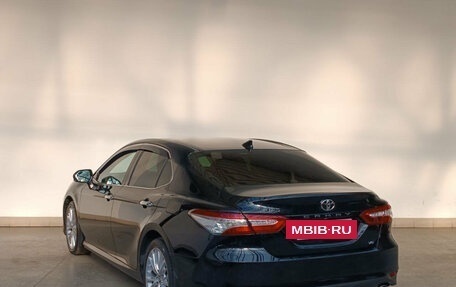 Toyota Camry, 2019 год, 2 875 000 рублей, 7 фотография