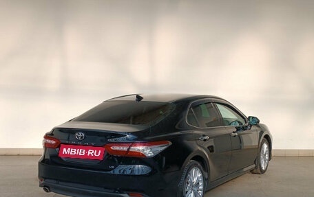 Toyota Camry, 2019 год, 2 875 000 рублей, 5 фотография