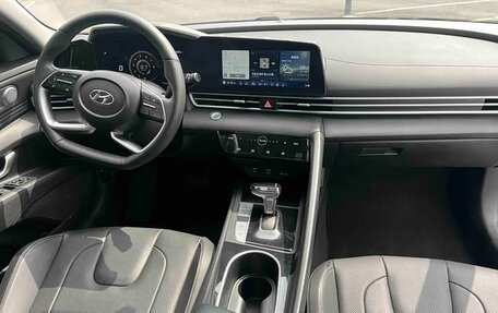 Hyundai Elantra, 2021 год, 1 690 000 рублей, 10 фотография