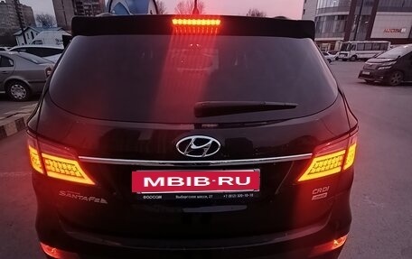 Hyundai Santa Fe III рестайлинг, 2014 год, 1 800 000 рублей, 25 фотография