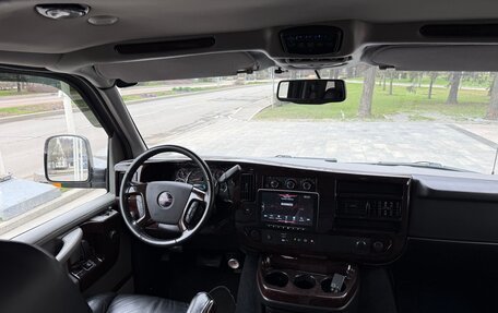 GMC Savana I, 2011 год, 4 900 000 рублей, 23 фотография