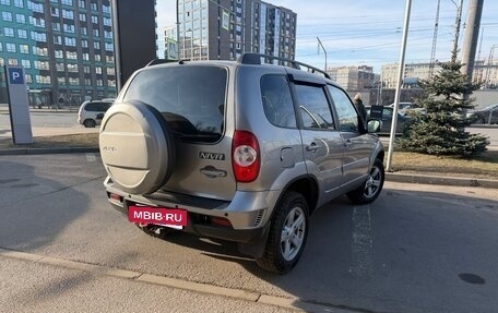 Chevrolet Niva I рестайлинг, 2017 год, 575 000 рублей, 5 фотография