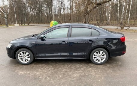 Volkswagen Jetta VI, 2013 год, 800 000 рублей, 4 фотография