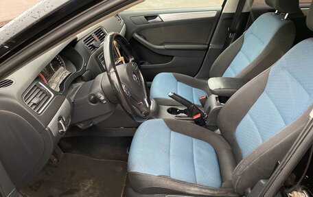 Volkswagen Jetta VI, 2013 год, 800 000 рублей, 12 фотография