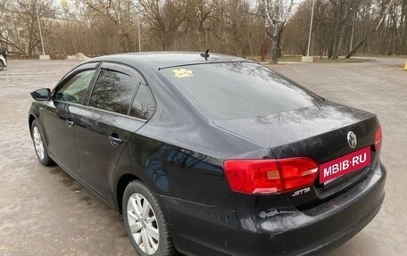 Volkswagen Jetta VI, 2013 год, 800 000 рублей, 5 фотография