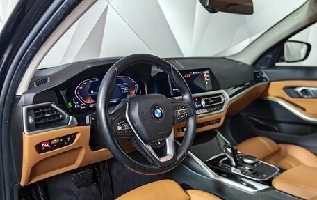 BMW 3 серия, 2021 год, 3 850 000 рублей, 12 фотография