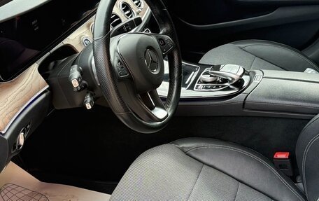 Mercedes-Benz E-Класс, 2016 год, 3 500 000 рублей, 9 фотография