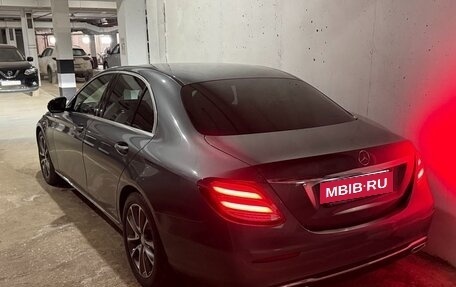 Mercedes-Benz E-Класс, 2016 год, 3 500 000 рублей, 11 фотография