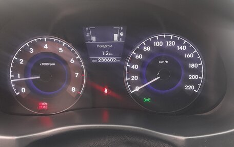 Hyundai Solaris II рестайлинг, 2012 год, 490 000 рублей, 2 фотография