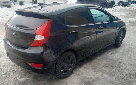 Hyundai Solaris II рестайлинг, 2012 год, 490 000 рублей, 8 фотография