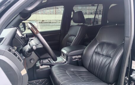 Toyota Land Cruiser 200, 2020 год, 8 700 000 рублей, 10 фотография