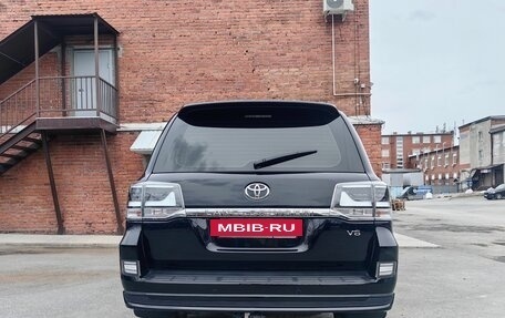 Toyota Land Cruiser 200, 2020 год, 8 700 000 рублей, 6 фотография