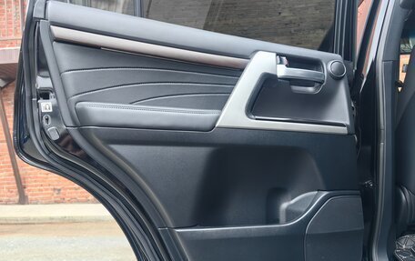 Toyota Land Cruiser 200, 2020 год, 8 700 000 рублей, 14 фотография