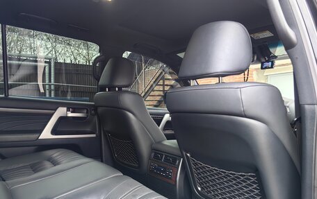 Toyota Land Cruiser 200, 2020 год, 8 700 000 рублей, 16 фотография