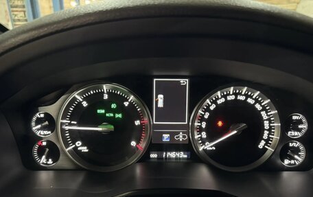 Toyota Land Cruiser 200, 2020 год, 8 700 000 рублей, 23 фотография