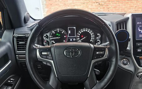 Toyota Land Cruiser 200, 2020 год, 8 700 000 рублей, 22 фотография