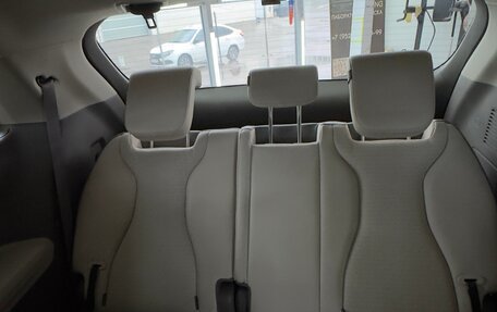 KIA Carnival, 2025 год, 6 050 000 рублей, 23 фотография