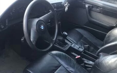 BMW 5 серия, 1988 год, 300 000 рублей, 3 фотография