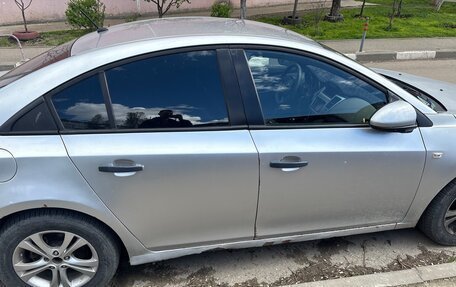 Chevrolet Cruze II, 2009 год, 500 000 рублей, 4 фотография