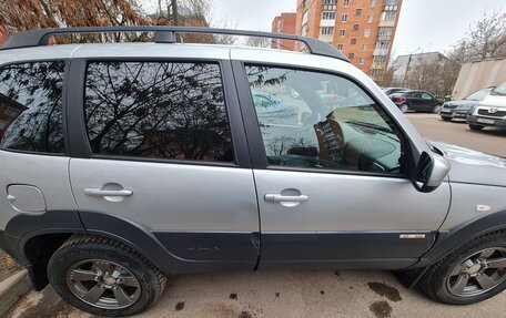 Chevrolet Niva I рестайлинг, 2017 год, 850 000 рублей, 4 фотография