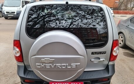 Chevrolet Niva I рестайлинг, 2017 год, 850 000 рублей, 2 фотография