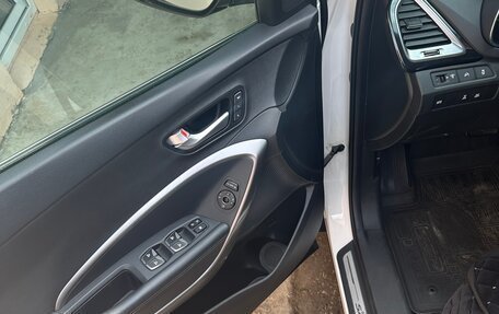 Hyundai Santa Fe III рестайлинг, 2014 год, 3 100 000 рублей, 13 фотография