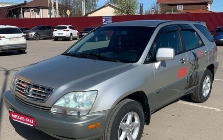 Lexus RX IV рестайлинг, 2001 год, 785 000 рублей, 3 фотография