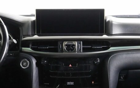 Lexus LX III, 2016 год, 7 490 000 рублей, 6 фотография