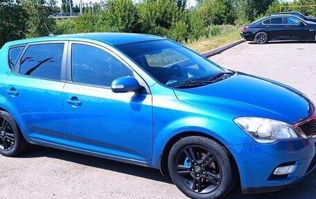 KIA cee'd I рестайлинг, 2010 год, 690 000 рублей, 3 фотография