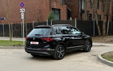 Volkswagen Tiguan II, 2017 год, 2 850 000 рублей, 6 фотография