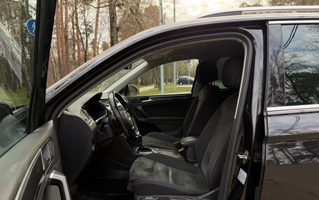 Volkswagen Tiguan II, 2017 год, 2 850 000 рублей, 16 фотография