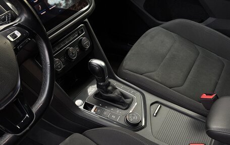 Volkswagen Tiguan II, 2017 год, 2 850 000 рублей, 17 фотография