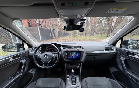 Volkswagen Tiguan II, 2017 год, 2 850 000 рублей, 36 фотография