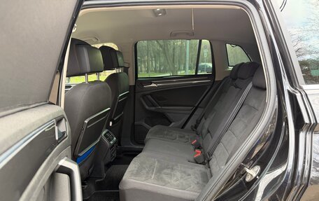 Volkswagen Tiguan II, 2017 год, 2 850 000 рублей, 31 фотография