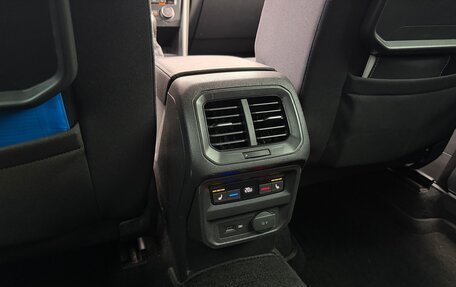 Volkswagen Tiguan II, 2017 год, 2 850 000 рублей, 33 фотография