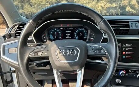 Audi Q3, 2022 год, 2 800 000 рублей, 4 фотография