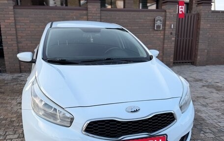 KIA cee'd III, 2014 год, 740 000 рублей, 2 фотография