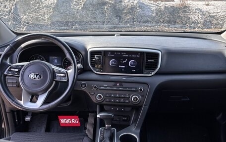 KIA Sportage IV рестайлинг, 2021 год, 2 599 000 рублей, 7 фотография