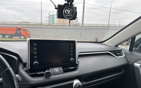 Toyota RAV4, 2019 год, 3 300 000 рублей, 1 фотография