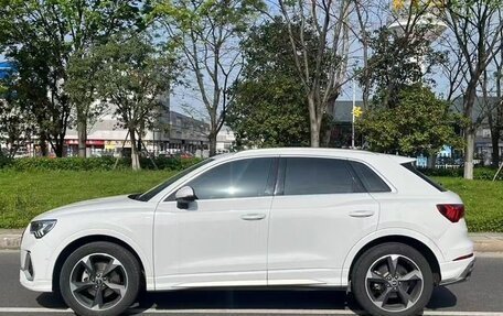 Audi Q3, 2021 год, 2 000 000 рублей, 3 фотография