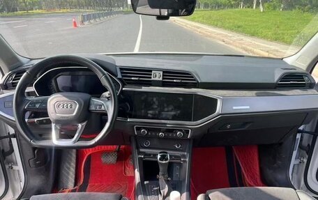 Audi Q3, 2021 год, 2 000 000 рублей, 7 фотография