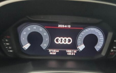 Audi Q3, 2021 год, 2 000 000 рублей, 8 фотография