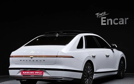 Hyundai Grandeur, 2025 год, 5 000 000 рублей, 2 фотография
