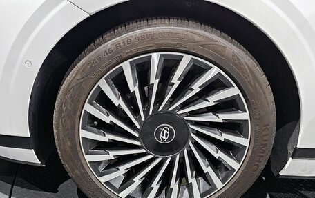 Hyundai Grandeur, 2025 год, 5 000 000 рублей, 18 фотография