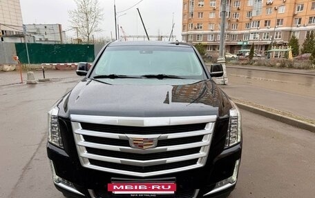 Cadillac Escalade IV, 2016 год, 3 190 000 рублей, 2 фотография