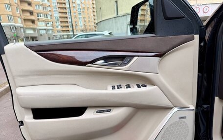 Cadillac Escalade IV, 2016 год, 3 190 000 рублей, 23 фотография