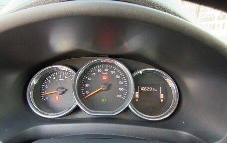 Renault Logan II, 2021 год, 650 000 рублей, 4 фотография