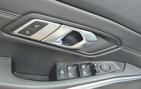 BMW 3 серия, 2019 год, 2 500 000 рублей, 6 фотография