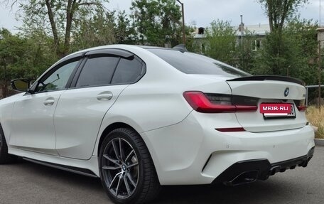 BMW 3 серия, 2019 год, 2 500 000 рублей, 4 фотография